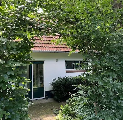 Semesterbostad 't Esdoorntje *