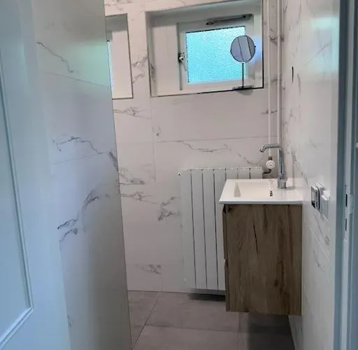 't Esdoorntje Semesterbostad *